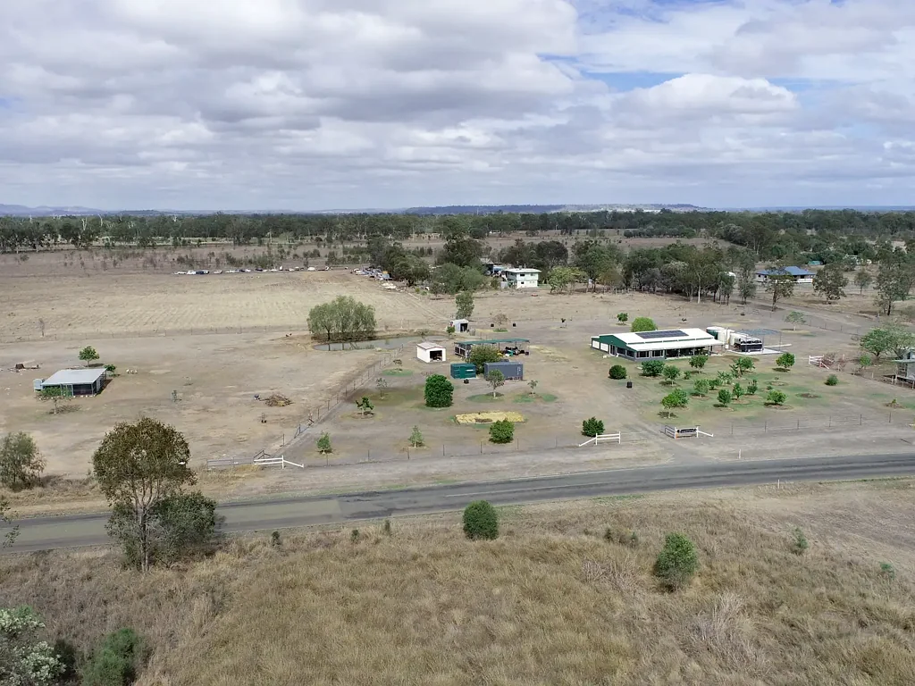 Callide 2房  Country Living Just 12 km to Biloela