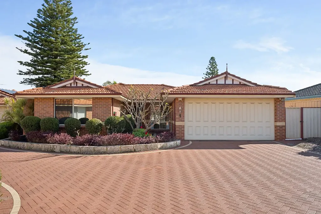 Melville 3房  PRIME LOCATION. LOW-MAINTENANCE LIFESTYLE.
