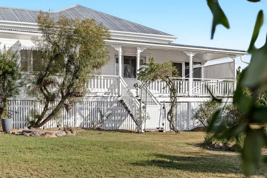 Allora 3Habitaciones 'Allaru' -  beautifully renovated Queenslander home on acreage on the outskirts of popular Allora.