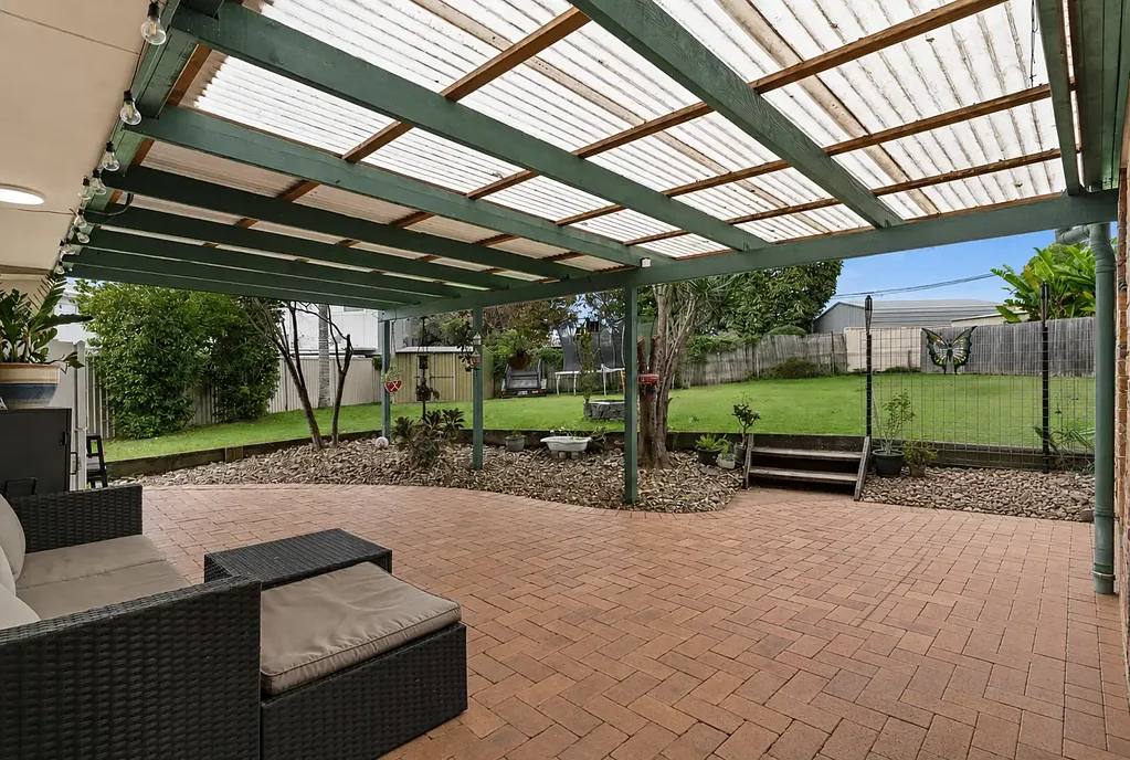 Beerwah 3chambre Move In, Invest or Make It Your Own!