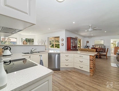 7 O'Connor Road, Armidale, NSW 2350, 5 Kuwarto, 2 Banyo, House