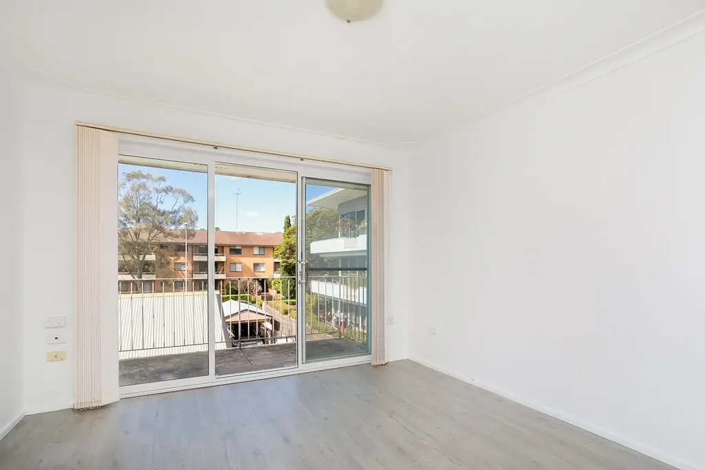 Renovated Apartment Moments From Dee Why Beach