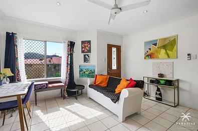 15 Brian Street, Brinsmead, QLD 4870, 3 rūma, 2 rūma horoi, House