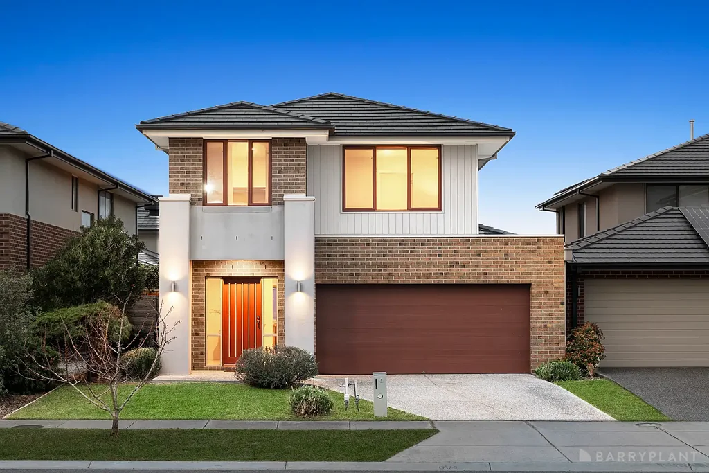 8 Weatherall Way, Keysborough, VIC 3173