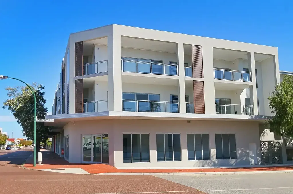 Modern 1-Bedroom Apartment in Prime East Victoria Park Location!!