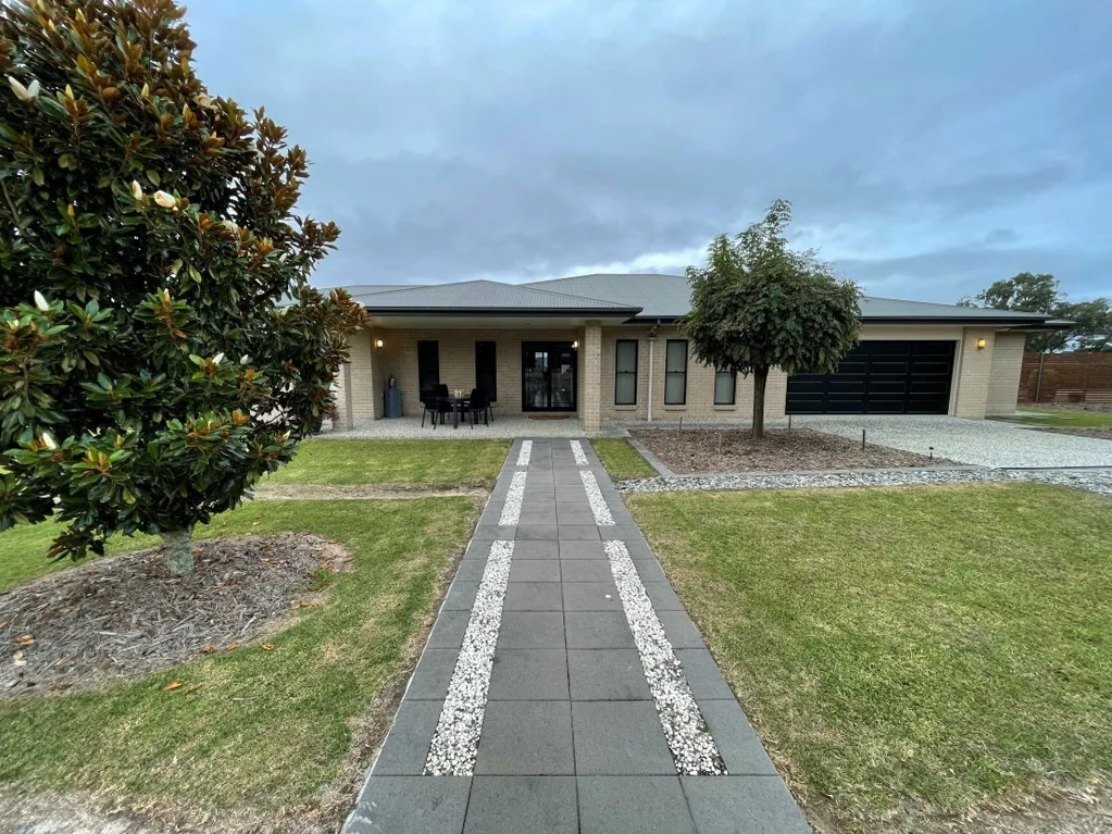 329 Eukey Rd, Kyoomba, QLD 4380