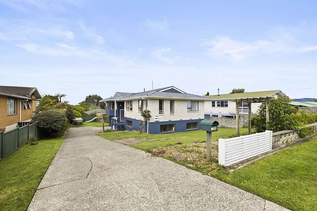 Westbrook 3غرفة نوم Sunny family home with space
