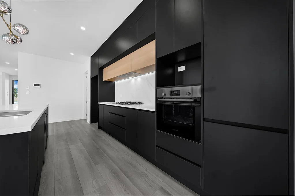 Clarks Beach 4房  Family Living with Space, Style & Convenience