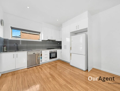 Unit 2/124 Cuthbert St, Broadmeadows, North Melbourne, 2 rūma, 1 rūma horoi, Townhouse