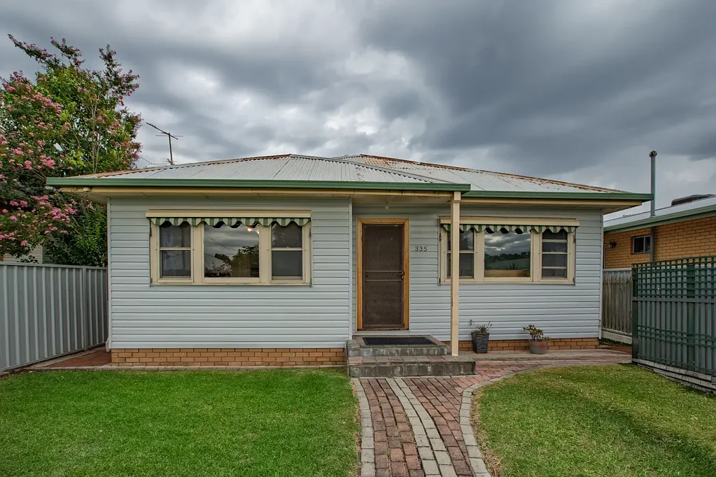 South Albury 3 Slaapkamer Character, Convenience & Extra Accommodation