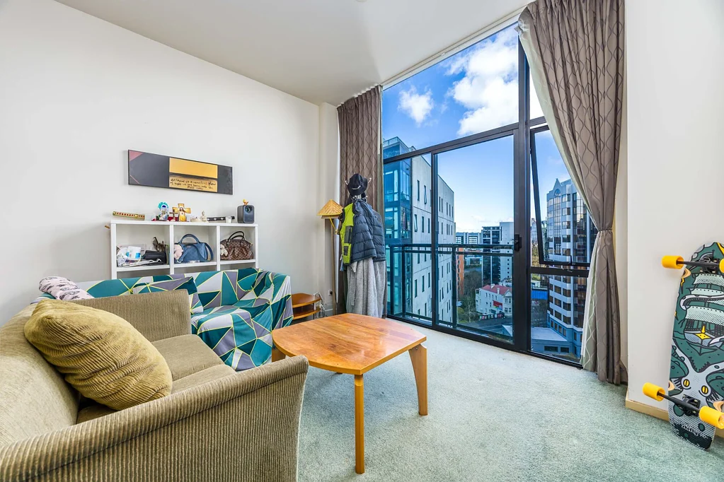 Auckland Central 2બેડરૂમ Top Floor. Two Bedrooms. Bank Friendly. Freehold.