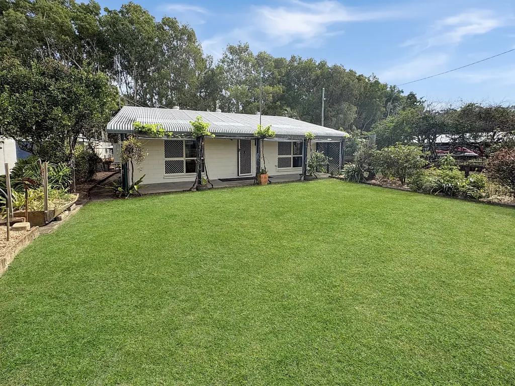 Taylors Beach 3房  Move in Ready - Beachside home and shed on 1000m