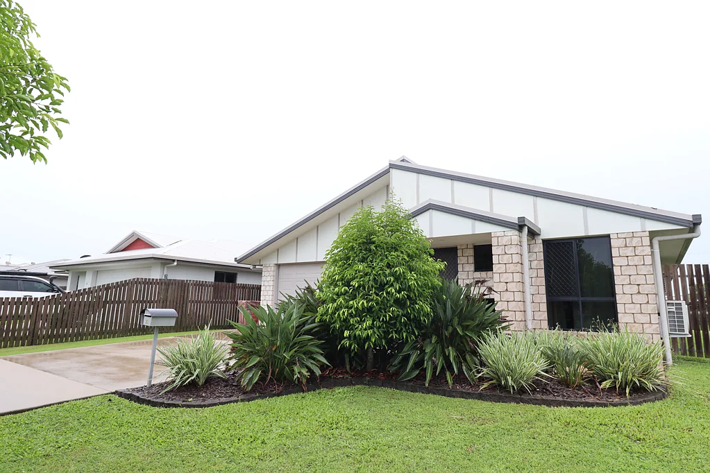 20 O'Neill Place, Marian, QLD 4753