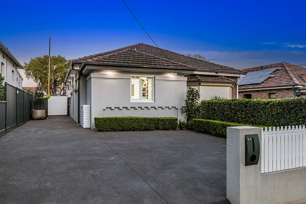 96 Coronation Parade, Croydon Park, NSW 2133