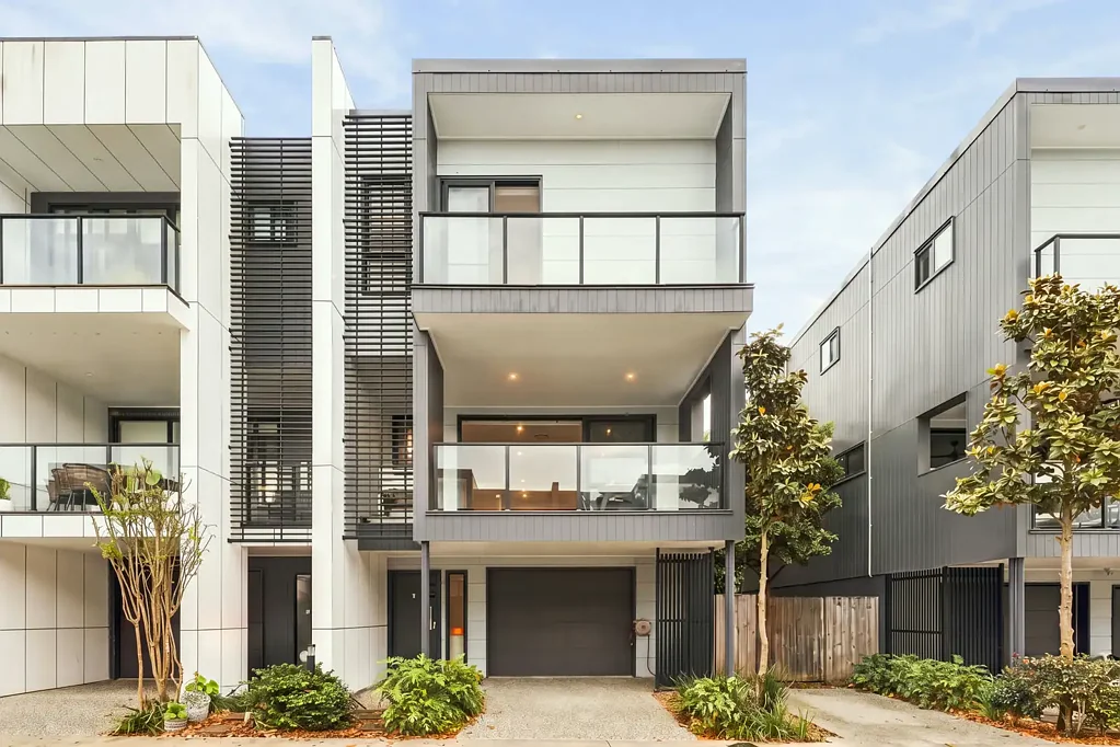 The Gap 4Kwarto Contemporary Townhouse Living with Exceptional Space and Lifestyle Appeal