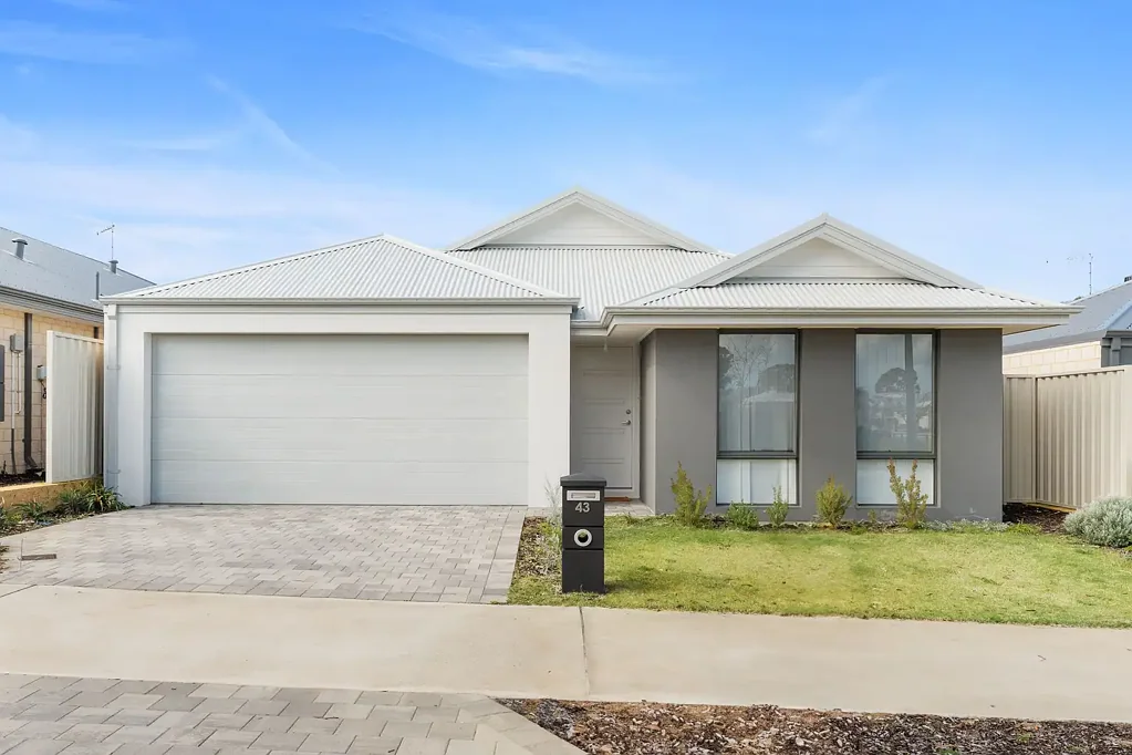 Baldivis 4ਬੈੱਡਰੂਮ Modern Elegance Meets Family Comfort at 43 Tranquil Loop, Baldivis