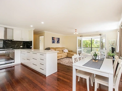 21 David Road, Holland Park, QLD 4121, 3房, 2浴, House