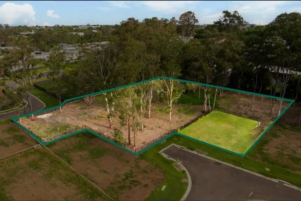 8 Hideaway Court, Bridgeman Downs, QLD 4035