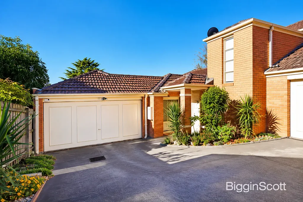 Glen Waverley 3chambre BEAUTIFUL FAMILY TOWNHOUSE IN THE PRESTIGIOUS GWSC & MVPS CATCHMENTS - WALK TO THE GLEN!
