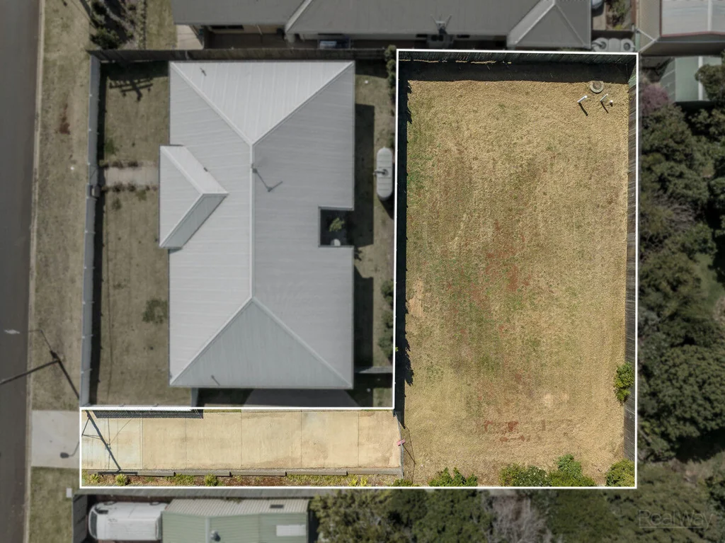 404A Mackenzie Street, Middle Ridge, QLD 4350