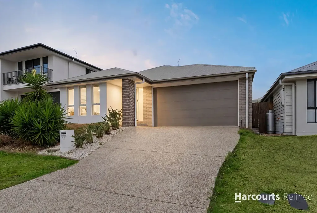 12 Bradfield Street, Flagstone, QLD 4280