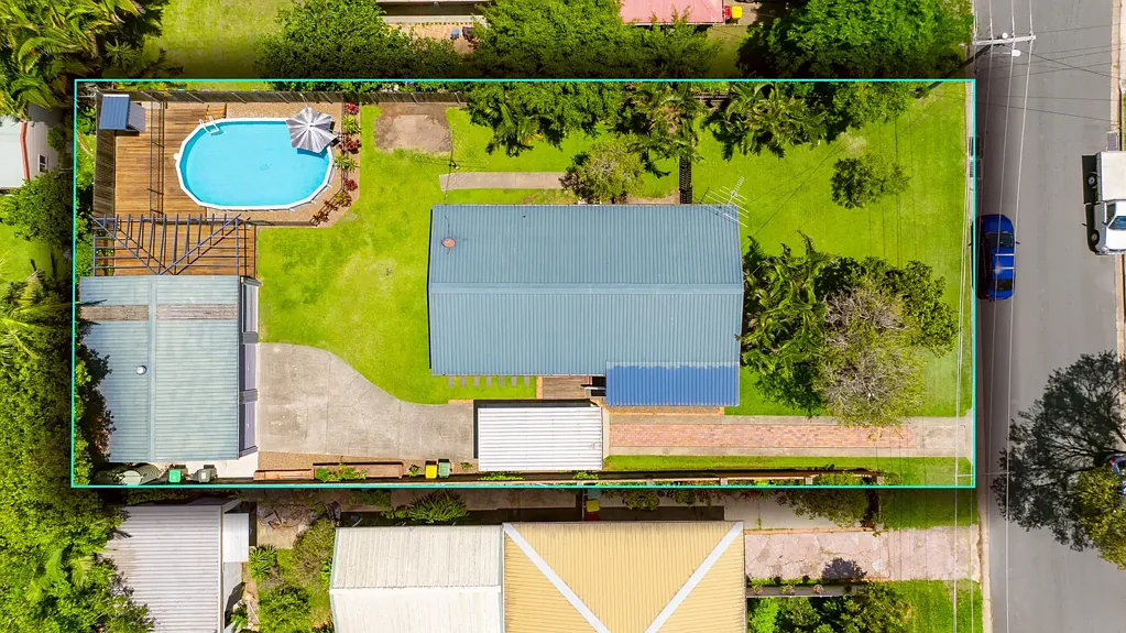 Scarborough 4कमरा Family home, side access to triple shed plus pool!