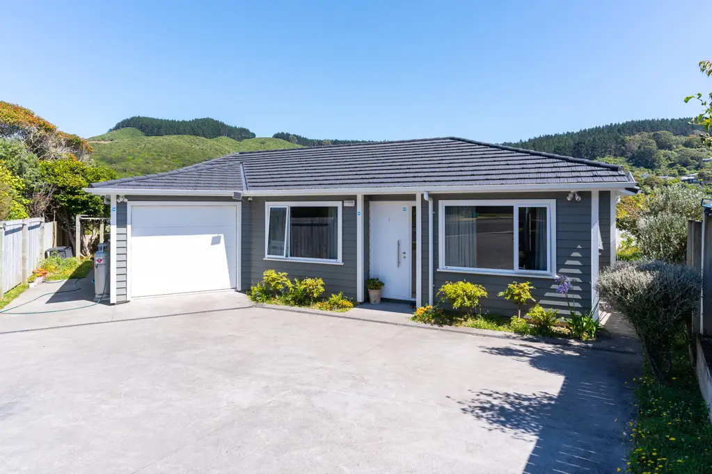 Tawa 3 Bedroom Charming Family Home