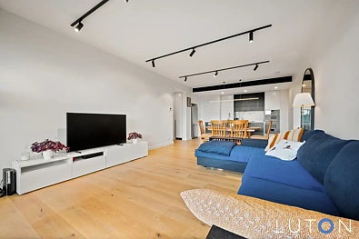 64/7 State Circle, Forrest, ACT 2603, 2 slaapkamers, 2 badkamers, Apartment
