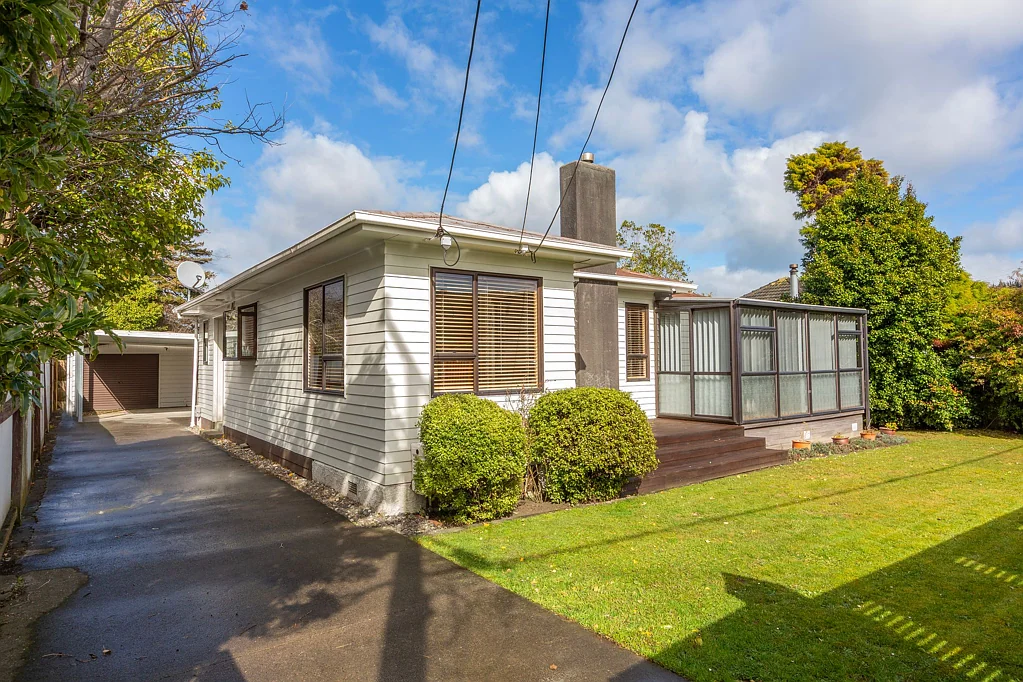 25 Russell Road, Wainuiomata, Lower Hutt, Wellington