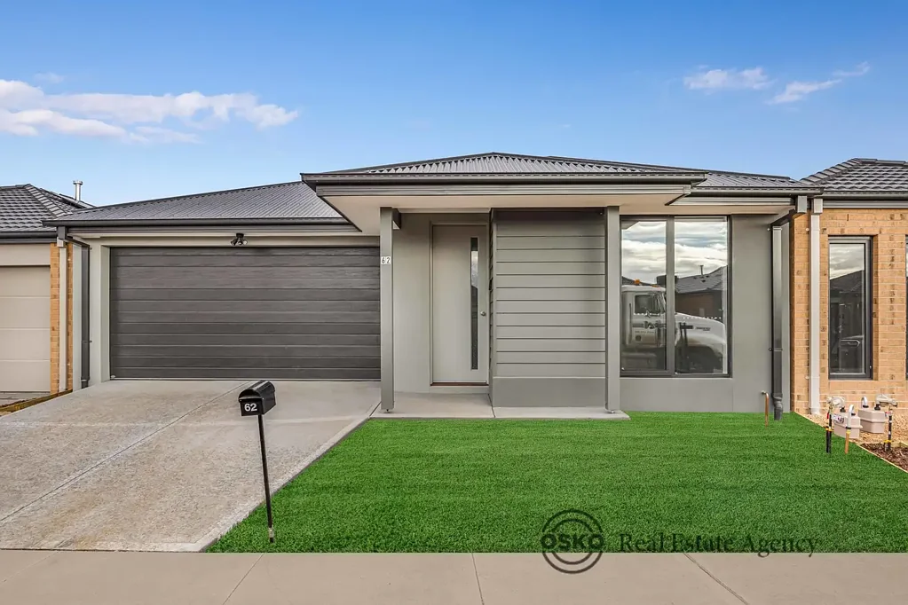 🏡✨ BRAND NEW FAMILY LIVING IN LARA - 4 BED, WIP & LOW‑MAINTENANCE LUXURY! ✨🏡