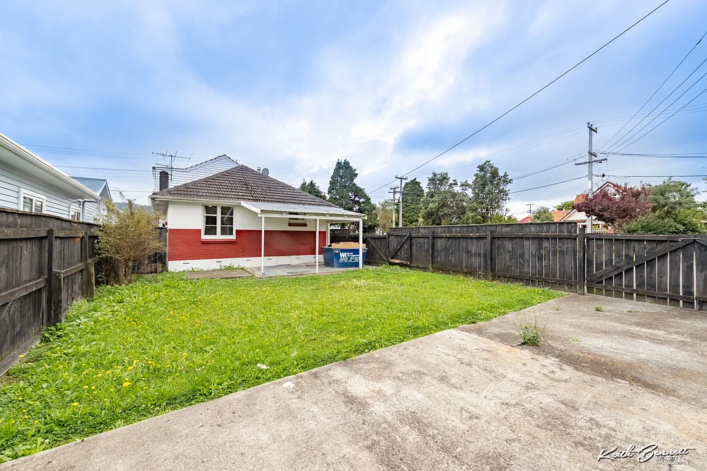 Wallaceville 3房  Charming 3-Bedroom Home in Wallaceville Oasis!
