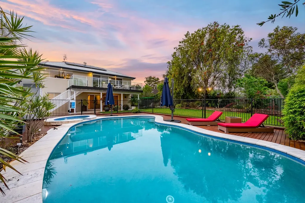 54 Everglades Crescent, Woy Woy, NSW 2256