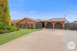 7 Camira Crescent, Tamworth