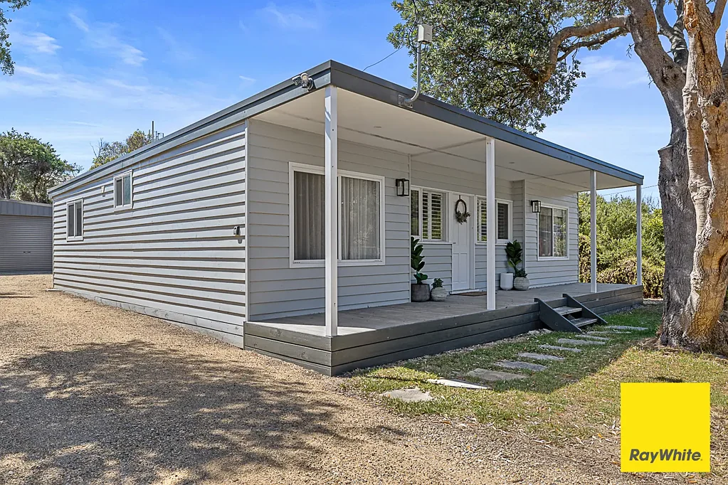 Sandy Point 3Kwarto Great Location, Great Amenity, Great Opportunity.