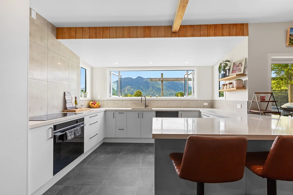 Te Aroha 3બેડરૂમ Lifestyle with views - so close to town!
