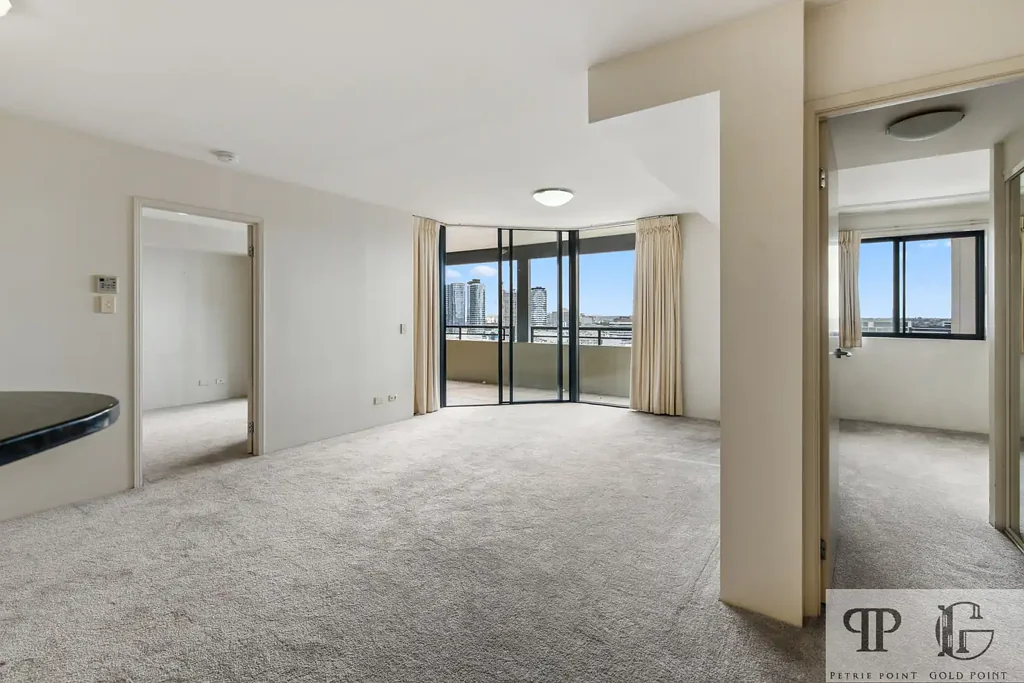 Floorboard Apartment in Prestigious Resort-Style Complex