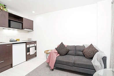 Kiwi on Queen 1 Bedroom