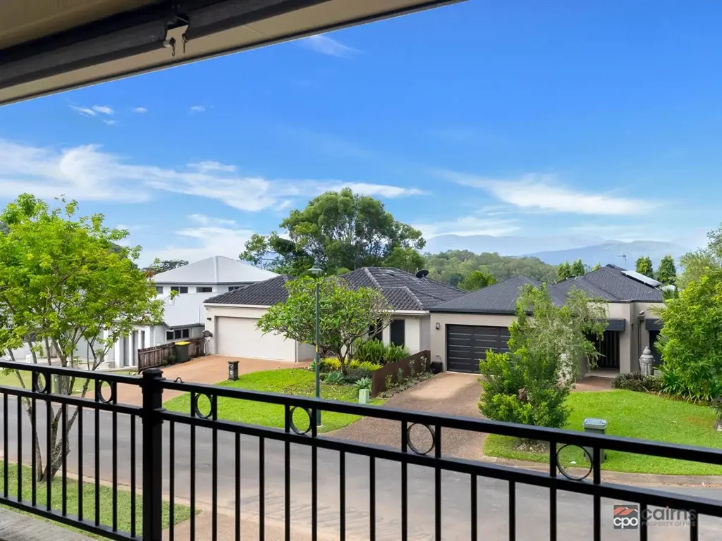 Mount Sheridan 4Moenga Forest Gardens – Two Storey capturing Commanding Views