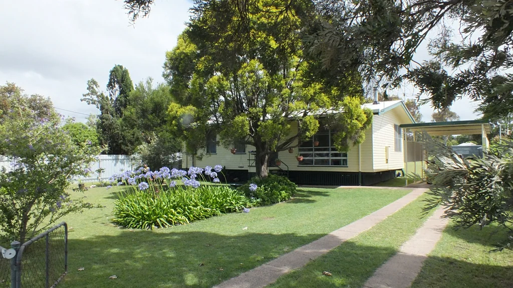 19 Rose Street, Warwick, QLD 4370