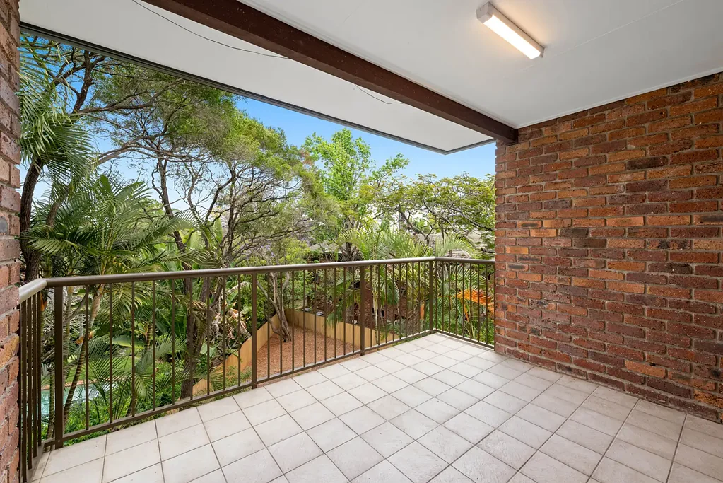 Indooroopilly 2Kwarto Private, Leafy Outlook in a Convenient Central Location