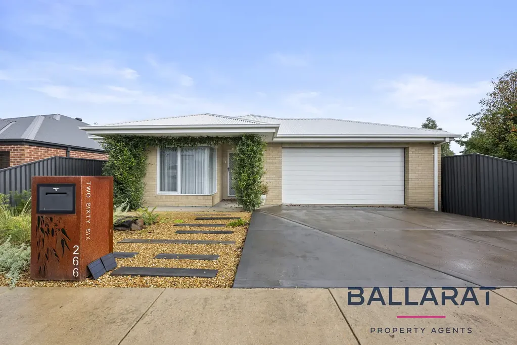 Spacious Three Bedroom, Home in Convenient Location