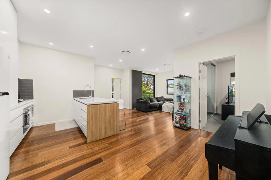 14/158 Norman Avenue, Norman Park, QLD 4170