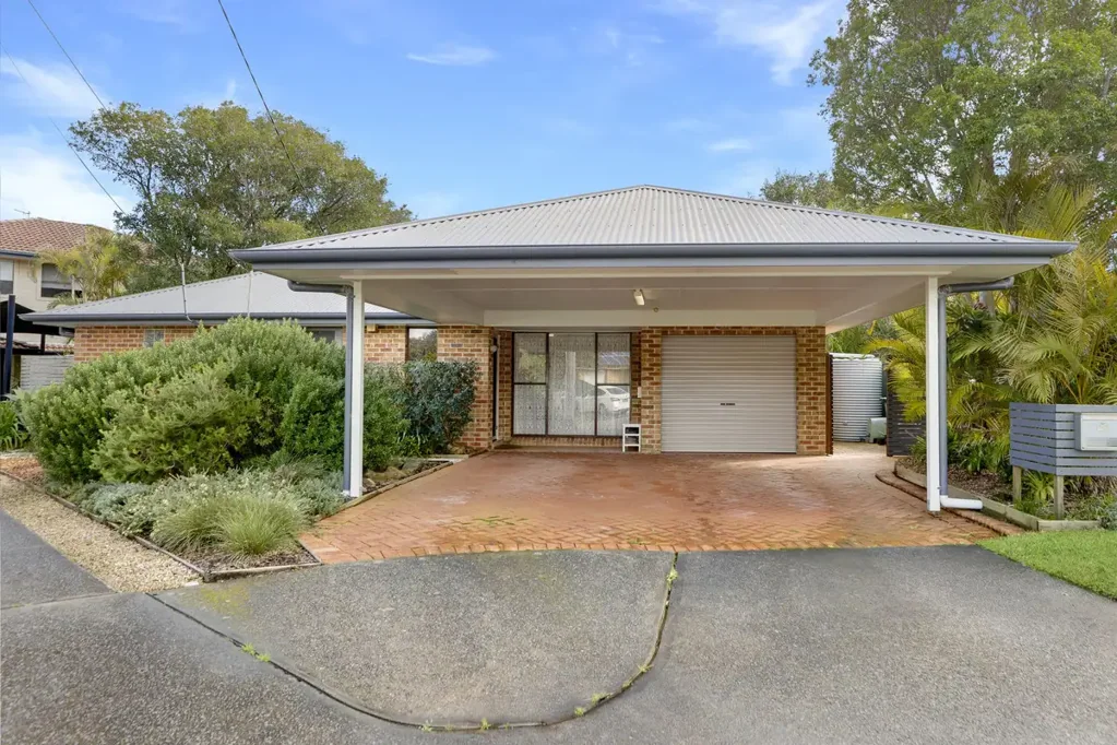 Bateau Bay 3બેડરૂમ Immaculately Presented - Spacious Throughout!