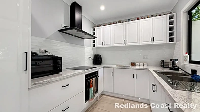4 Niel St, Lamb Island, QLD 4184, 2 rūma, 1 rūma horoi, House