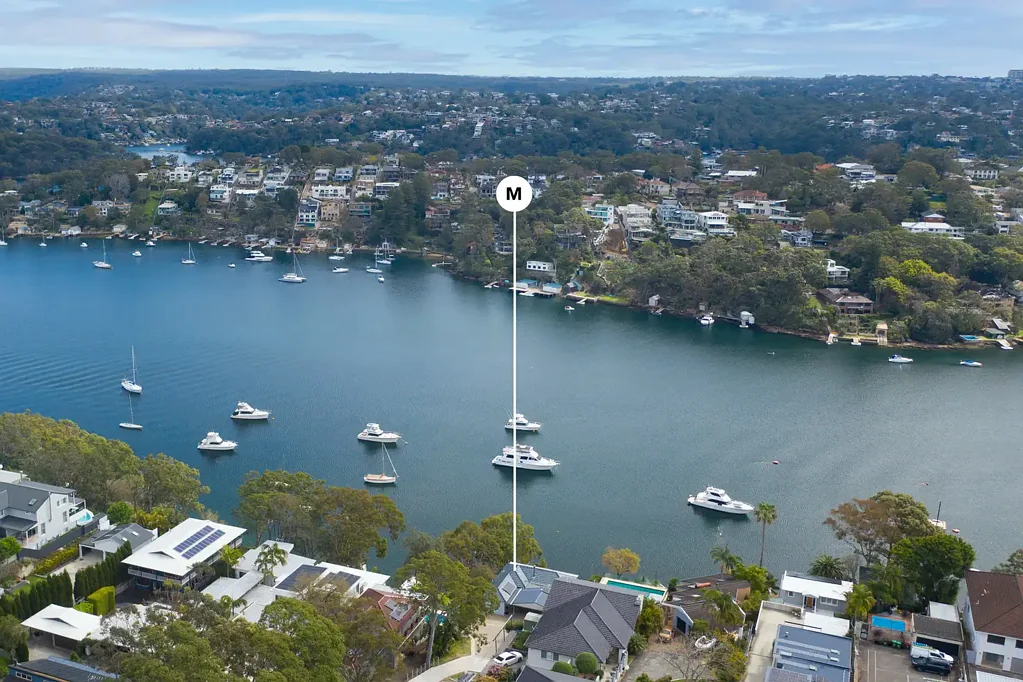 Caringbah South 6ਬੈੱਡਰੂਮ Dream dual-living waterfront escape on Port Hacking