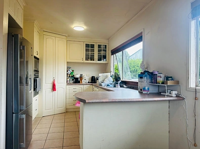 3 Bedroom Home Water & Internet Included!