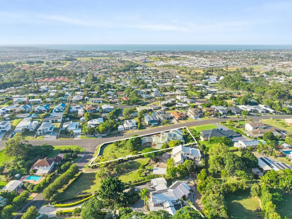 Urraween 5 Bedroom AN EXCEPTIONAL COASTAL ESTATE OF SPACE, LIGHT AND PRESTIGE