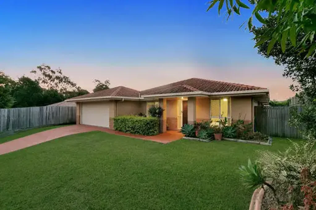 5 Innes Close, Parkinson, QLD 4115