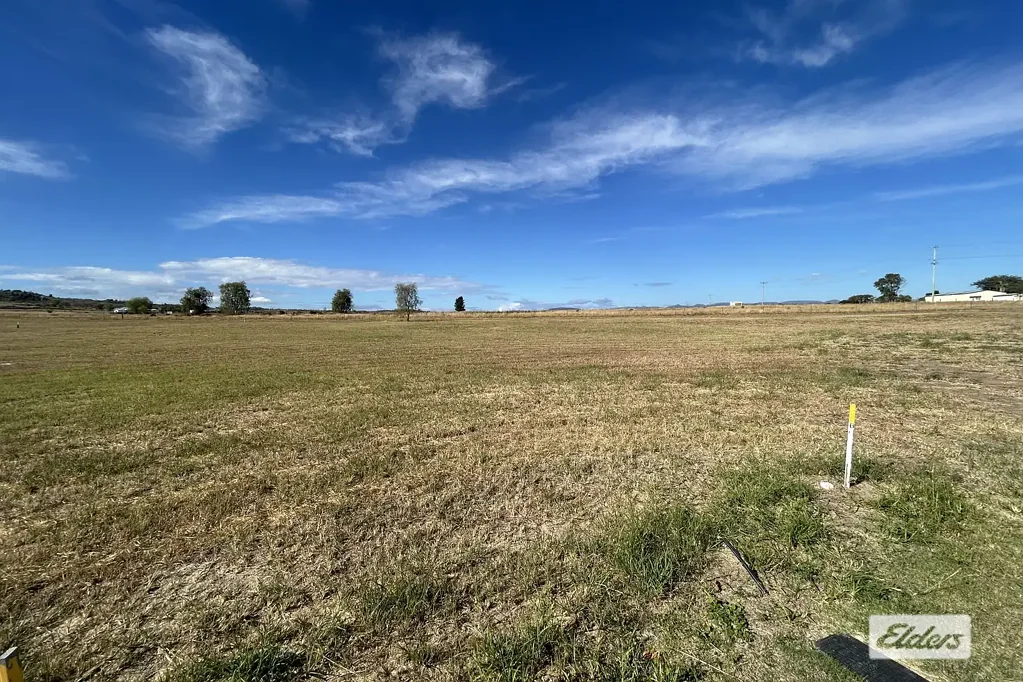 Plainland Registered & Ready: Prime Acreage Living in The Range View