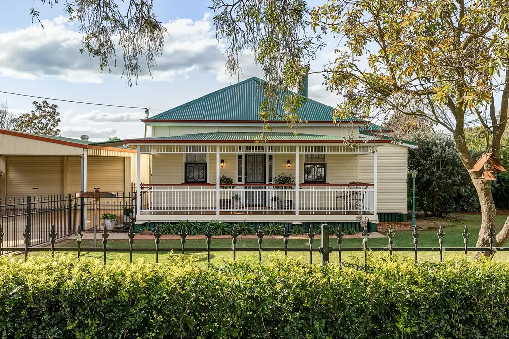 203 Russell Street, Newtown, QLD 4350